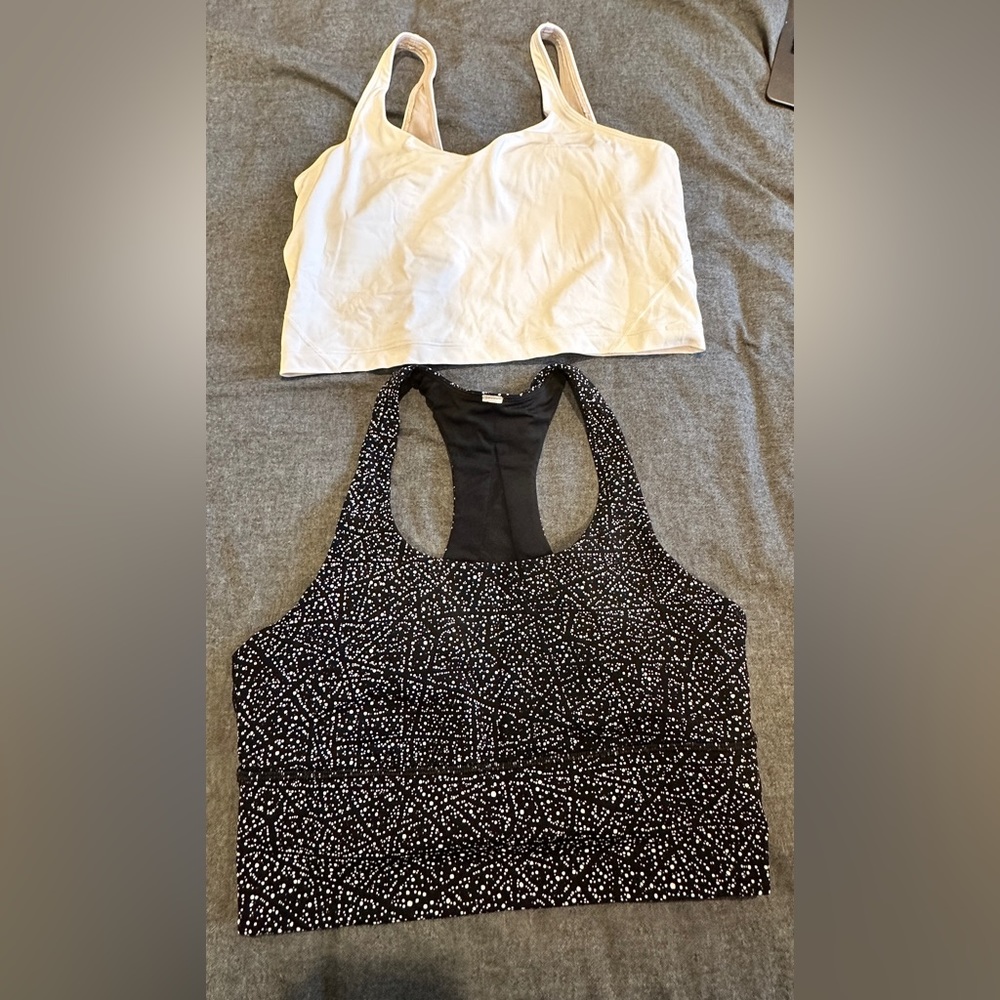 Lululemon sports bras